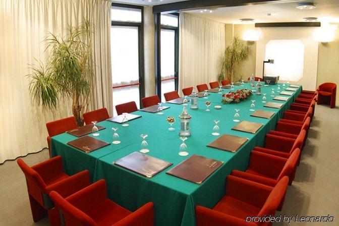 Pacific Hotel Airport Borgaro Torinese Einrichtungen foto
